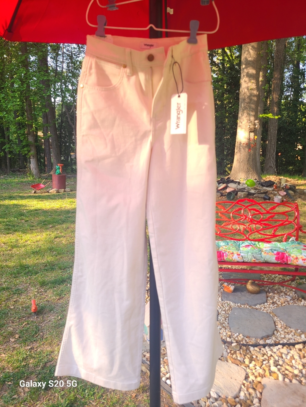 White Wide-Leg Jeans with High Waist